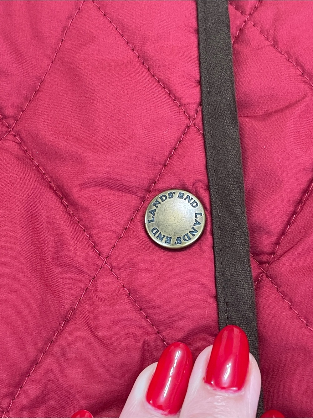 Lands’ End Cranberry Red Diamond Quilted Barn Jacket, Dark Brown Trim - Size L - Picture 6 of 16